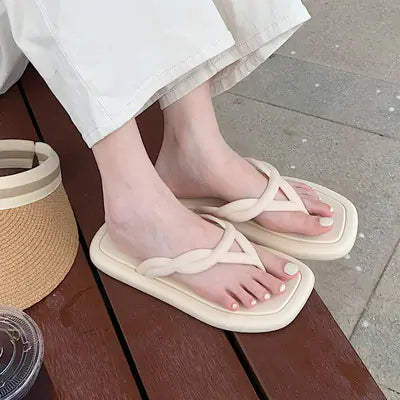 Retro Women's Non-slip Indoor Flip-flops and Sandals