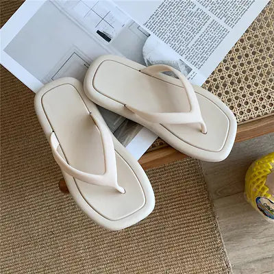 Retro Women's Non-slip Indoor Flip-flops and Sandals