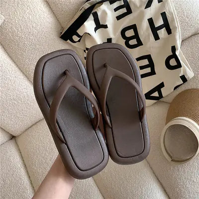 Retro Women's Non-slip Indoor Flip-flops and Sandals